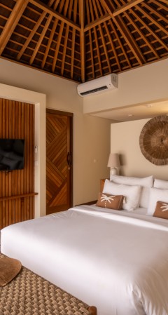 Cover w240 h449 tw435 th816 x1336 y10 rdcdsc02278 hdr