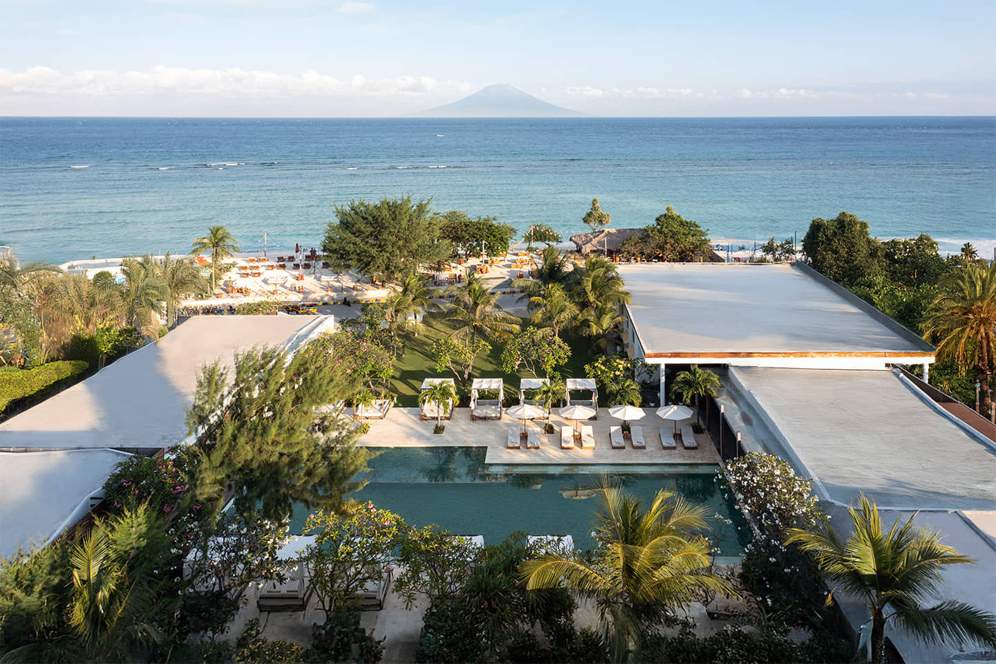 Cocana Resort Luxury Beachfront Resort In Gili Trawangan cocana-resort-luxury-beachfront-resort-in-gili-trawangan